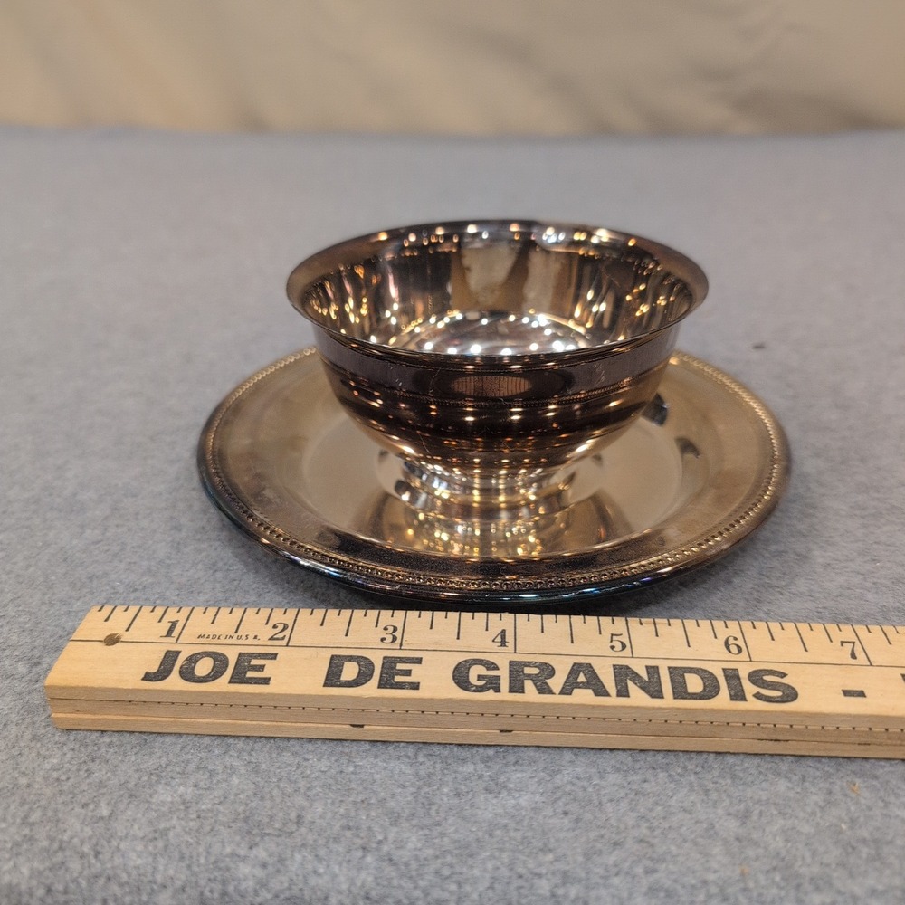 Oneida Silverplate Sherbet Cup and Underplate Set Beaded Rim USA Vintage - Picture 7 of 8